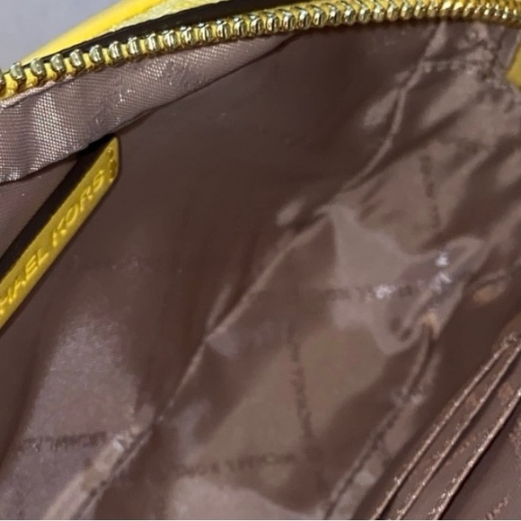 🎈Michael Kors Bradshaw Crossbody Camera Bag - Picture 8 of 10